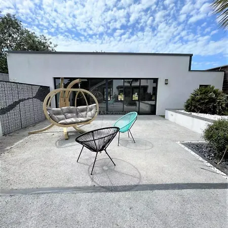 Summer House Villa *