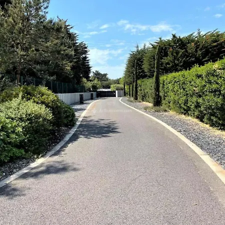 Summer House Villa *