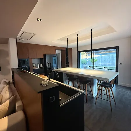 Summer House Villa