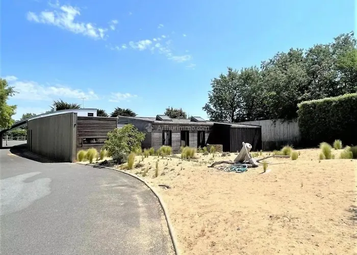 Summer House * 생 힐레르 드 리에