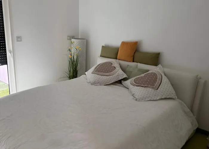 Summer House * 생 힐레르 드 리에